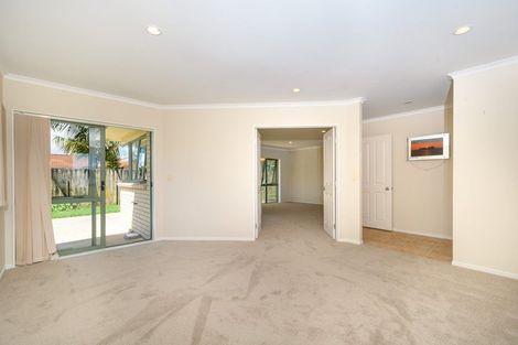 Photo of property in 6 Northridge Terrace, Massey, Auckland, 0614