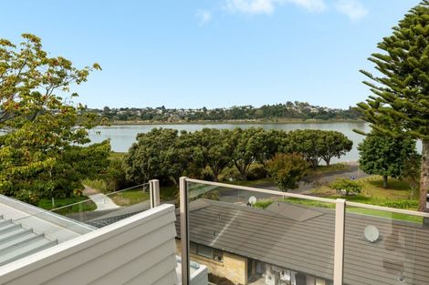 Photo of property in 9 Bay Street, Matua, Tauranga, 3110