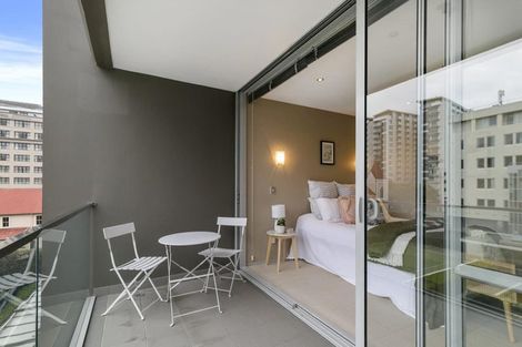 Photo of property in Sanctum Apartments, 32/10a Ebor Street, Te Aro, Wellington, 6011