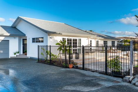 Photo of property in 79 Matakana Valley Road, Matakana, Warkworth, 0985