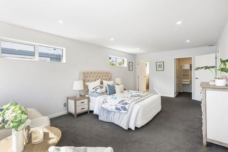 Photo of property in 517 East Coast Road, Murrays Bay, Auckland, 0630