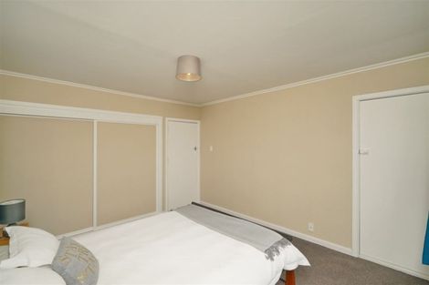 Photo of property in 1/261 Lake Terrace Road, Shirley, Christchurch, 8061