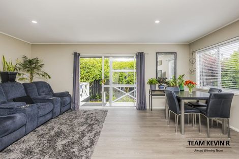 Photo of property in 94 Clevedon Road, Papakura, 2110