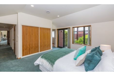 Photo of property in 6 Oakview Lane, Cashmere, Christchurch, 8022