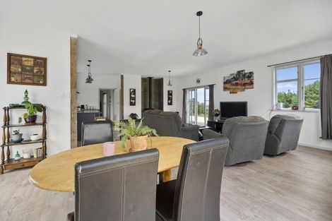 Photo of property in 2745 Opunake Road, Te Kiri, Opunake, 4682