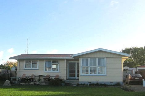 Photo of property in 75 Robinson Crescent, Westbrook, Palmerston North, 4412