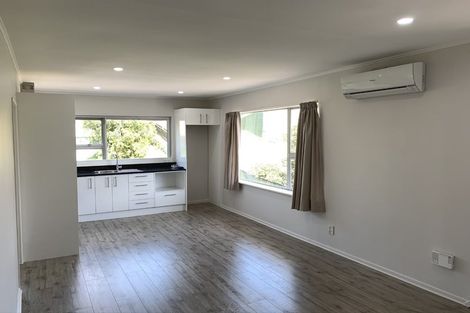 Photo of property in 3/44 Sunnyside Road, Sunnyvale, Auckland, 0612