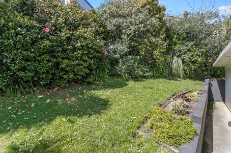 Photo of property in 2/54 Mayfair Crescent, Mairangi Bay, Auckland, 0630