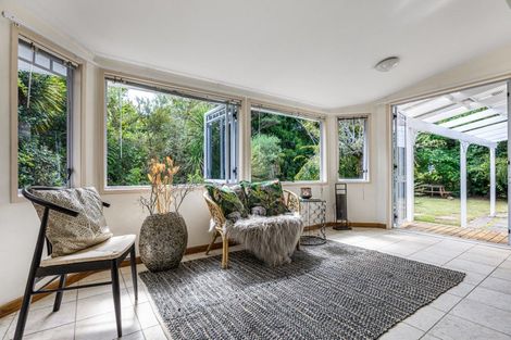 Photo of property in 224 Glengarry Road, Glen Eden, Auckland, 0602