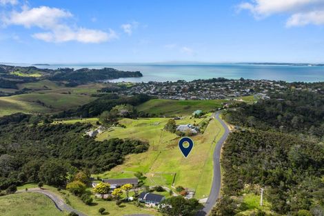 Photo of property in 149 Hillcrest Road, Hatfields Beach, 0931