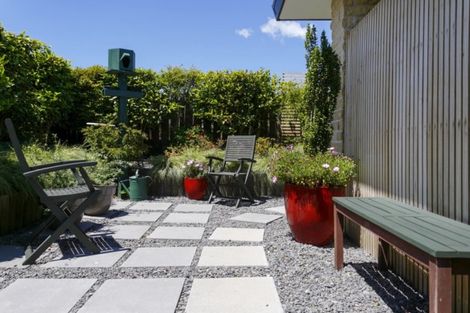Photo of property in 2/30 Fairview Terrace, Waipahihi, Taupo, 3330