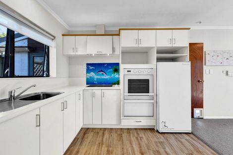 Photo of property in 65 Northgate, Strandon, New Plymouth, 4312