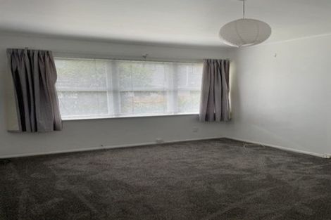 Photo of property in 44 Seymour Road, Sunnyvale, Auckland, 0612