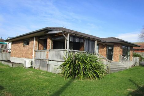 Photo of property in 1 Valley Road, Waiuku, 2123