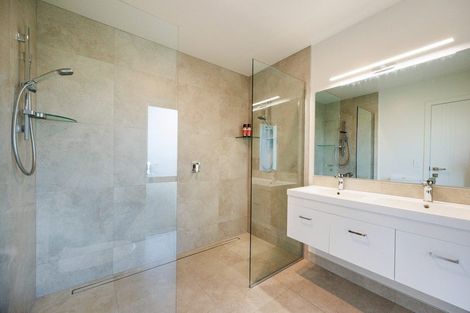 Photo of property in 140 Mount Biggs Road, Halcombe, 4779