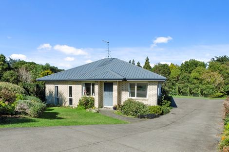 Photo of property in 24 Brookesmith Drive, Waiuku, 2123