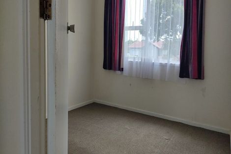Photo of property in 6 Fiesta Drive, Half Moon Bay, Auckland, 2012