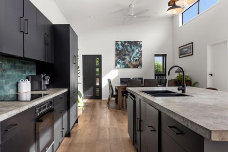 Photo of property in 615 Buller Street, Akina, Hastings, 4122