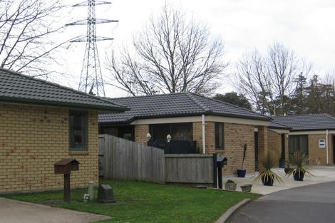 Photo of property in 16 Archer Court, Hamilton East, Hamilton, 3216