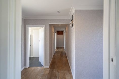 Photo of property in 15 Puketapu Road, Taradale, Napier, 4112