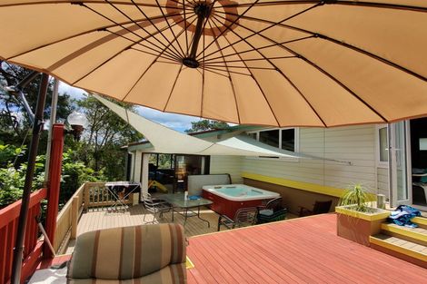 Photo of property in 179 Browns Bay Road, Browns Bay, Auckland, 0630