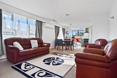 Photo of property in 2/38 Brookside Terrace, Bryndwr, Christchurch, 8053