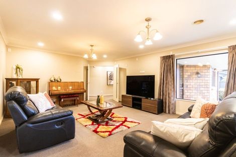 Photo of property in 51 Marne Street, Hokowhitu, Palmerston North, 4410