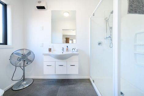 Photo of property in 26 Milverton Avenue, Hokowhitu, Palmerston North, 4410