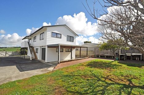 Photo of property in 219 Mahurangi East Road, Snells Beach, 0920