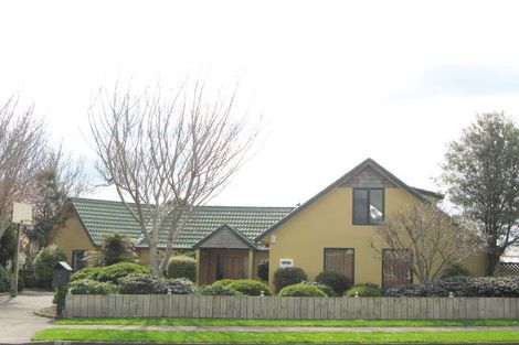 Photo of property in 4 Shelter Grove, Frankleigh Park, New Plymouth, 4310