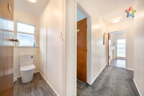 Photo of property in 43 Russell Road, Wainuiomata, Lower Hutt, 5014