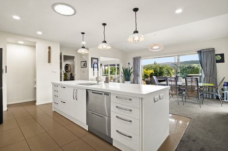 Photo of property in 24 Grandvista Drive, Green Island, Dunedin, 9018