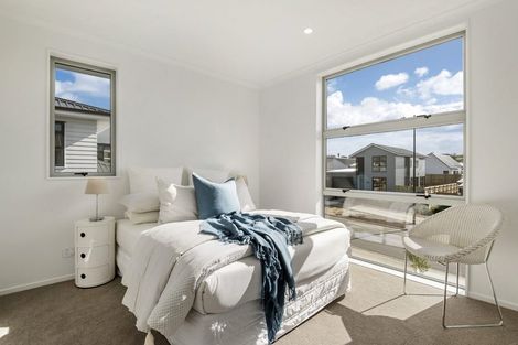 Photo of property in 3 Owen Chapman Drive, Red Beach, 0932