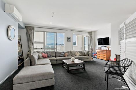 Photo of property in Stadium Garden Flats, 415/107 Thorndon Quay, Pipitea, Wellington, 6011