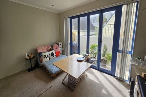 Photo of property in 4/129 The Parade, Island Bay, Wellington, 6023