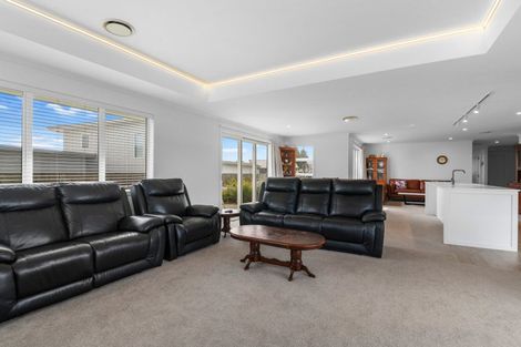 Photo of property in 21 Kohekohe Drive, Owhata, Rotorua, 3010