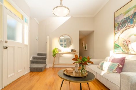 Photo of property in 9 Royal Street, Berhampore, Wellington, 6023