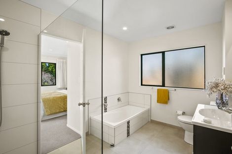 Photo of property in 57 Victoria Road, New Plymouth, 4310