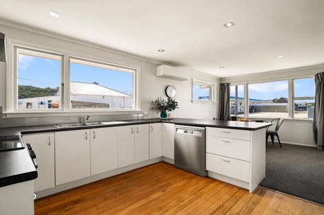 Photo of property in 92 Surrey Street, Forbury, Dunedin, 9012