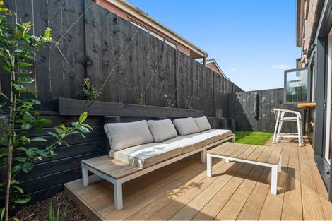Photo of property in 43b Palmyra Way, Half Moon Bay, Auckland, 2012