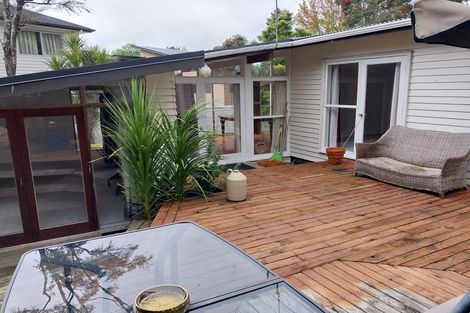 Photo of property in 23 Arosa Place, Forrest Hill, Auckland, 0620