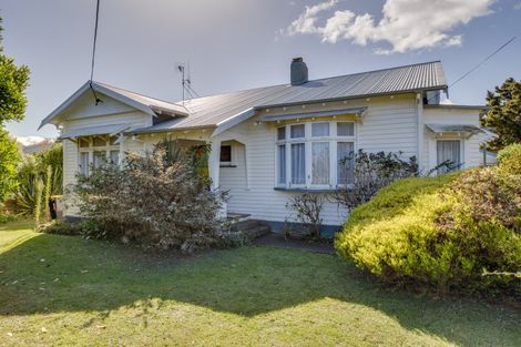 Photo of property in 5 Paterson Street, Pahiatua, 4910