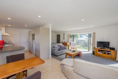 Photo of property in 2 Belle Maison Court, Levin, 5510