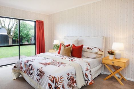 Photo of property in 22 Colonial Place, Kelvin Grove, Palmerston North, 4414