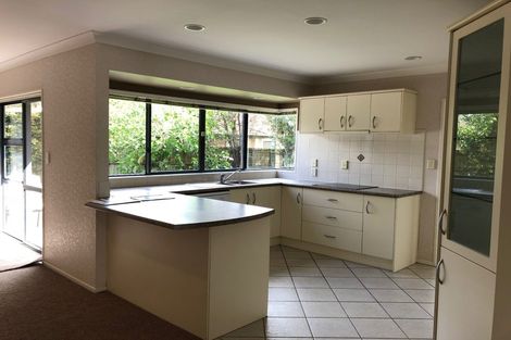 Photo of property in 14 Brittas Place, East Tamaki, Auckland, 2016