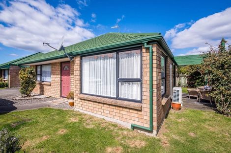 Photo of property in 54a Arawhata Road, Paraparaumu, 5032