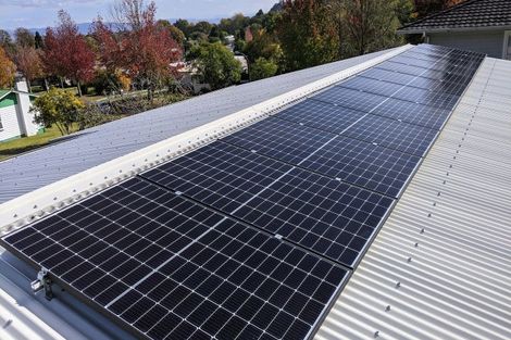 Photo of property in 61 Seddon Crescent, Whataupoko, Gisborne, 4010