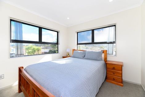 Photo of property in 9a Harrington Road, Henderson, Auckland, 0610