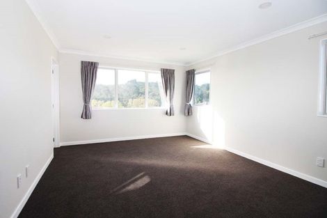 Photo of property in 80 Jeroboam Loop, Kumeu, 0810