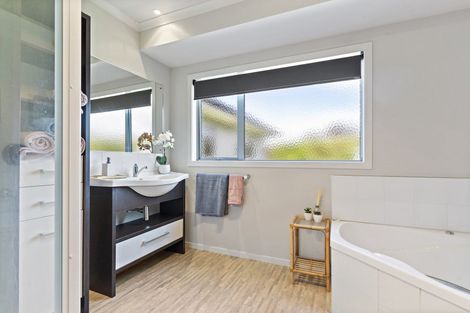 Photo of property in 26 William Donald Drive, Solway, Masterton, 5810